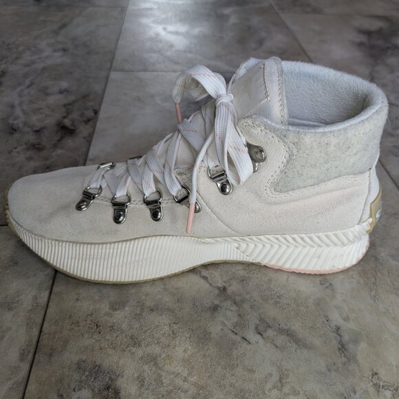 Sorel Out N About III Conquest Boot (women's 9) - Picture 3 of 11